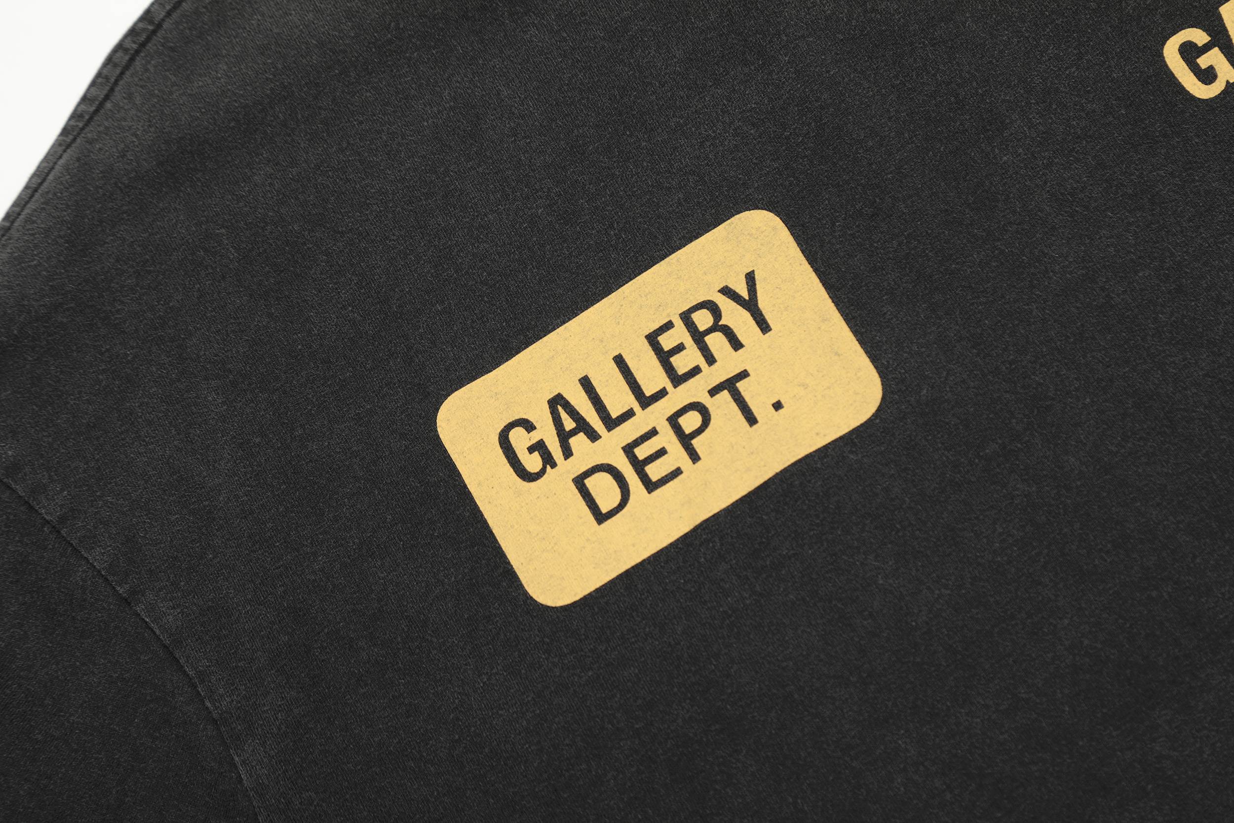 GALLERY DEPT New T-shirt D50