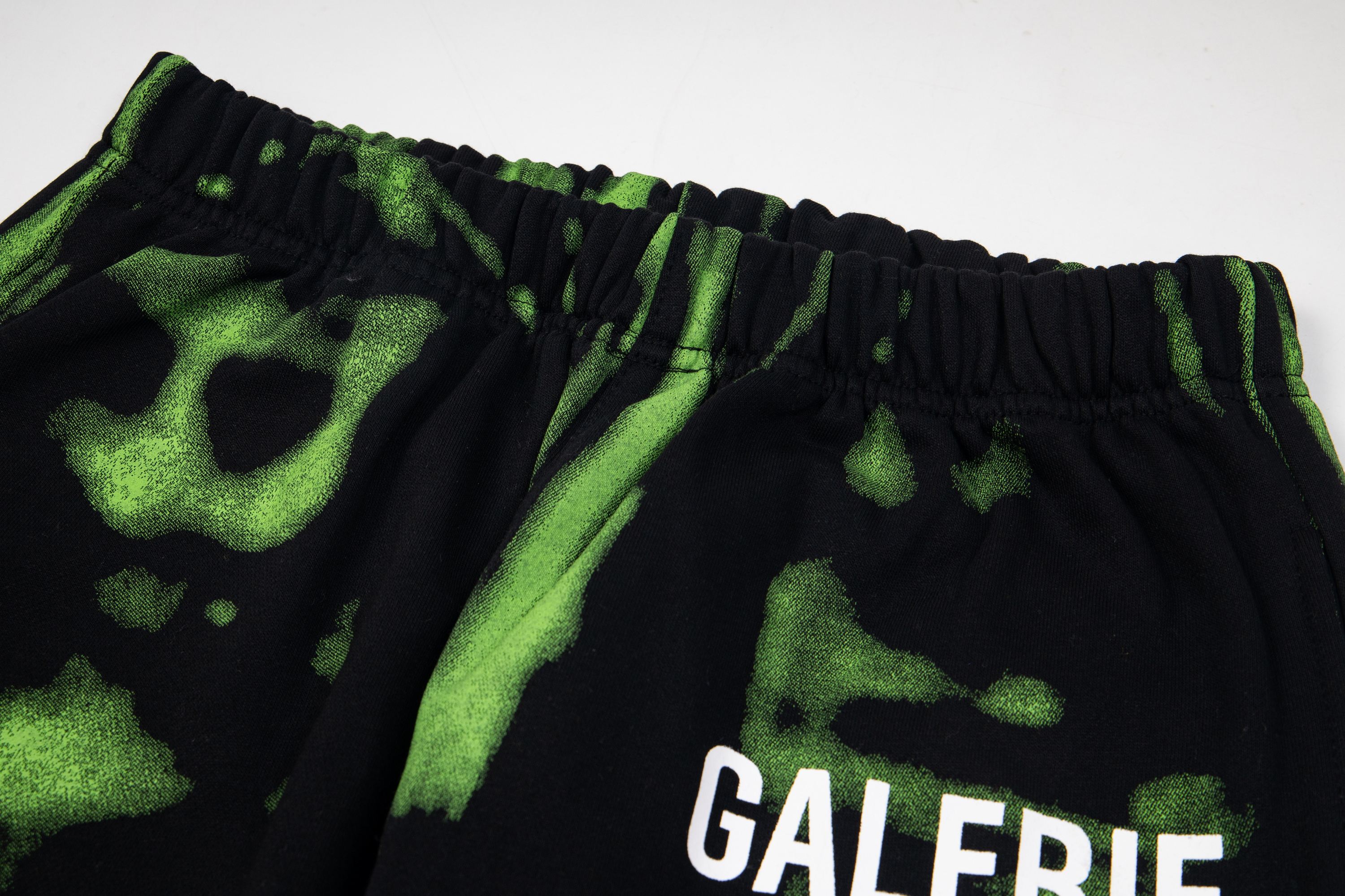 GALLERY DEPT New Pants G465